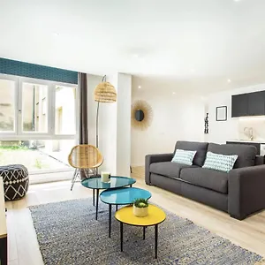 Cmg Buttes Chaumont - Botzaris Appartamento
